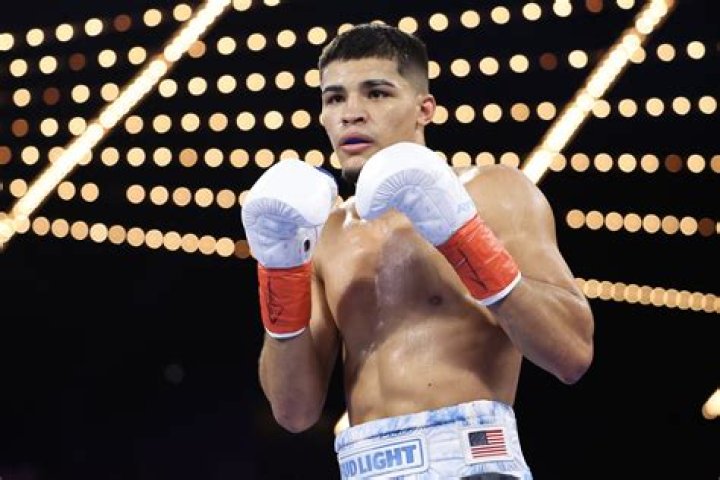 Xander Zayas (boxer) - Wikipedia, Age, Net Worth, Biography , Spotify, TikTok, Facebook, Facts and Family