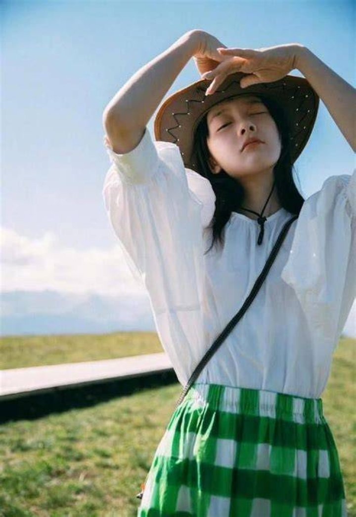 Xu Jiao - Bio, Age, Wiki, Facts and Family