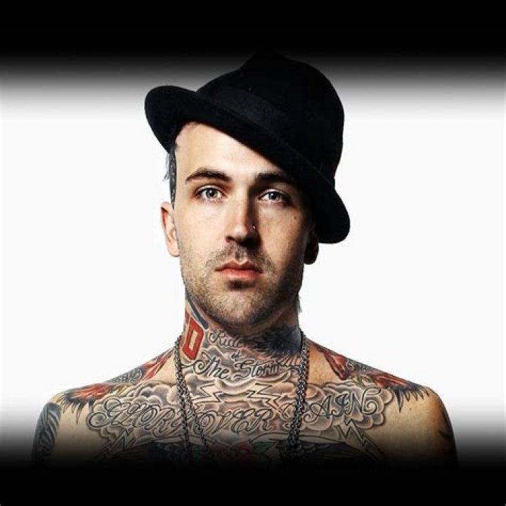 Yelawolf - Bio, Age, net worth, height, Wiki, Facts and Family