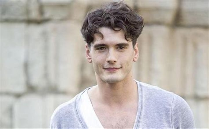 Yon Gonzalez - Bio, Age, siblings, height, Wiki, Facts and Family