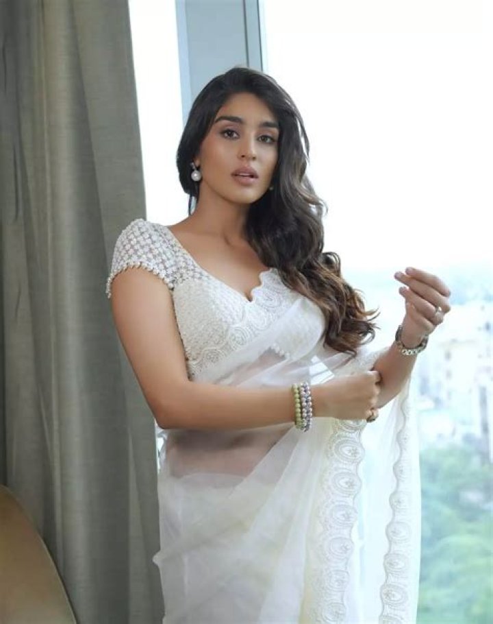 Yukti Thareja: Model Detailed Bio, Age, Birthday, & Height Insights and more