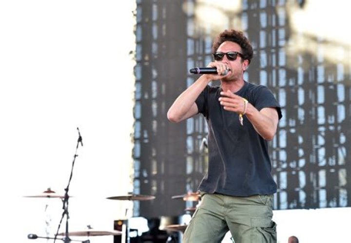 Zack de la Rocha - Bio, Age, net worth, height, Wiki, Facts and Family