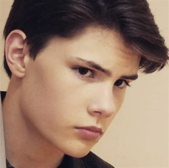 Zebastin Borjeau : Age, Birthday, Wiki, Bio and Family, N...