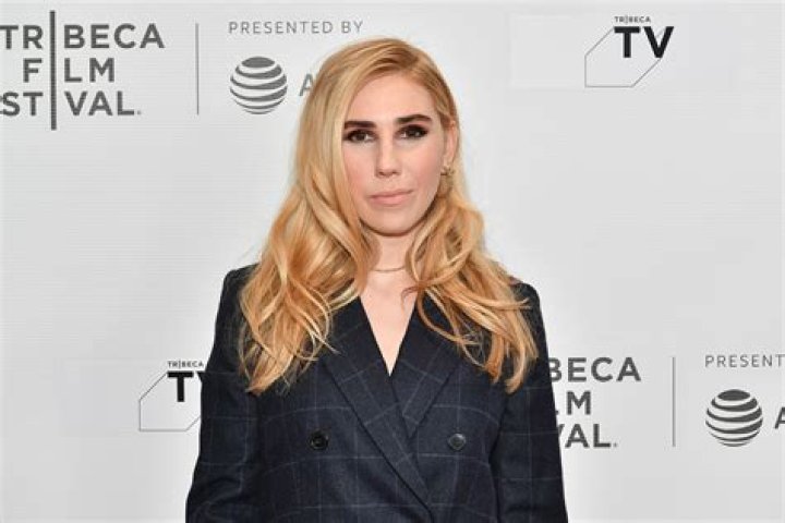 Zosia Mamet - Bio, Age, Wiki, Facts and Family